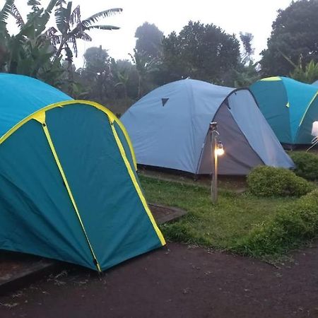 The Gate Rinjani Hotel Sajang Ngoại thất bức ảnh